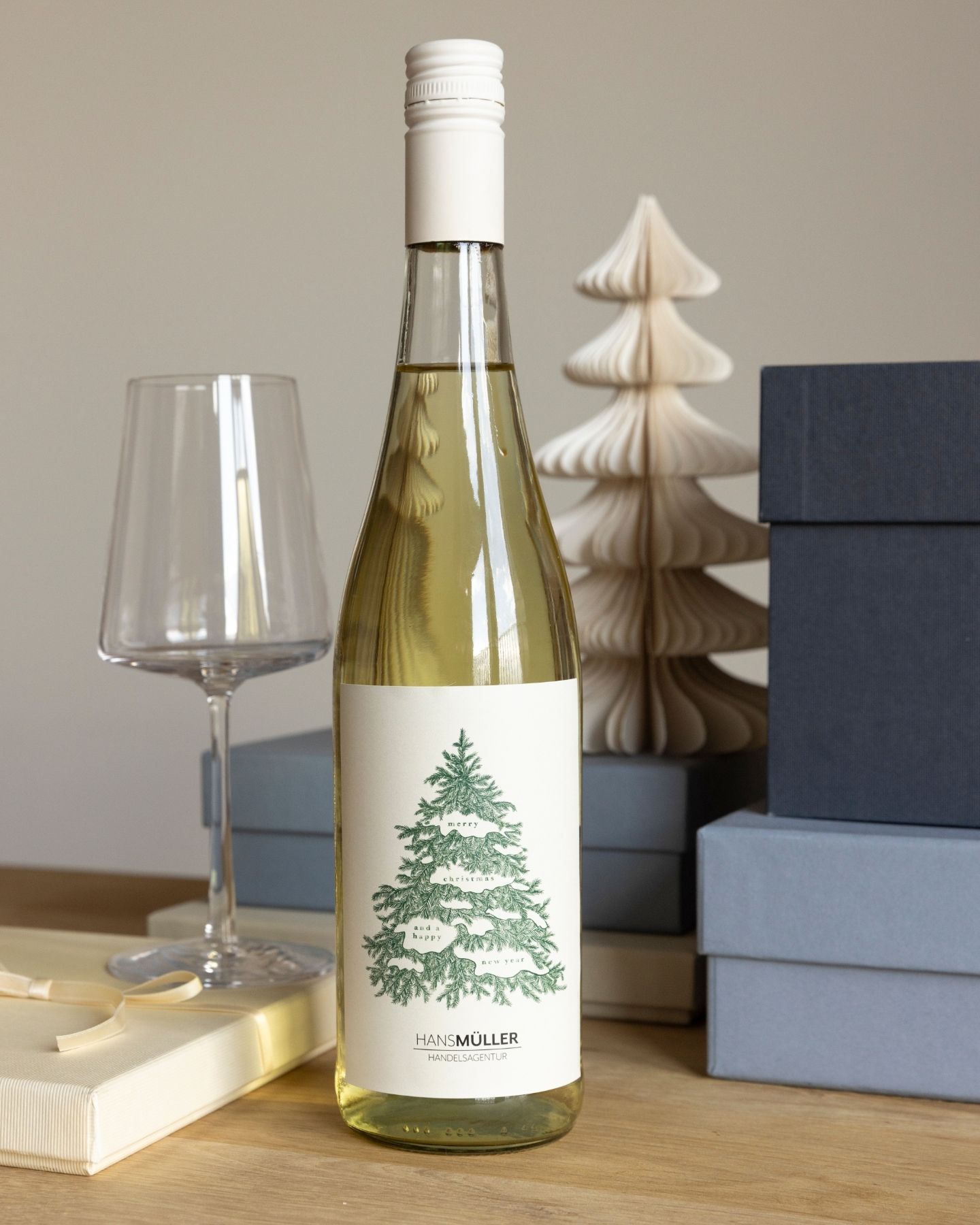 Edler Wein mit personalisiertem Flaschenetikett